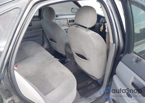 2004 Ford Taurus Ses z USA, uszkodzony, nr VIN 1FAFP55224G148702